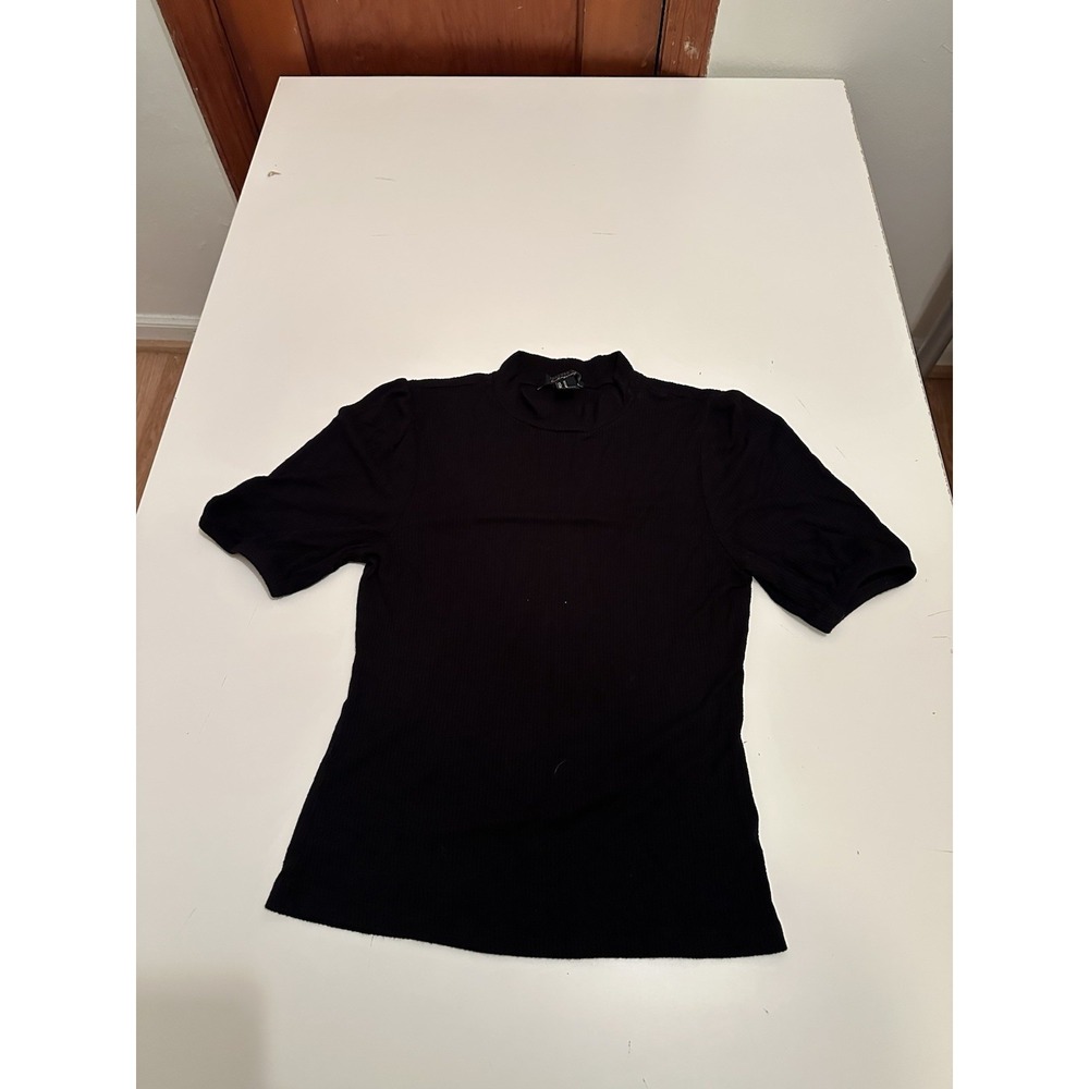 Women's Forever 21 Black Shirt Size Medium Short Sleeve